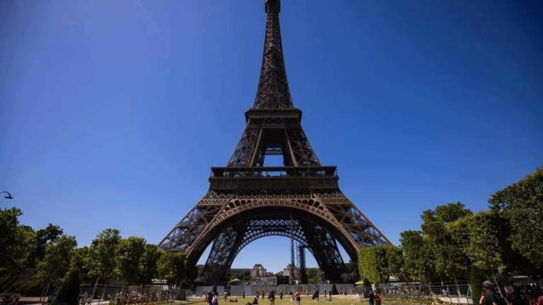 Esto se sabe sobre el deterioro y la oxidación de la Torre Eiffel